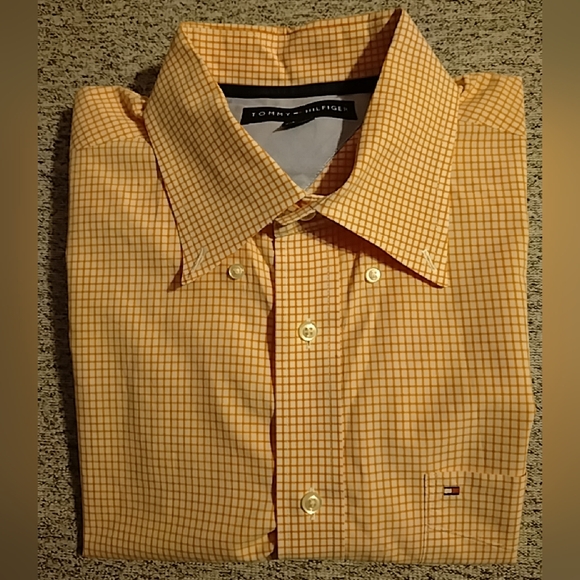 Tommy hilfiger shirt - Picture 3 of 8